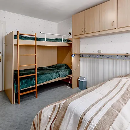 Дом отдыха Stephanie 0406 G30 *